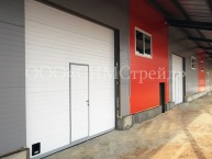 Секционные ворота